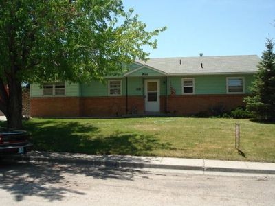 207 Highland Ave, Newcastle, WY, 82701