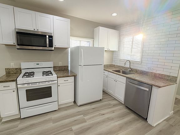 3rd image of 531 N Virginia Ct #531