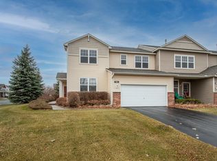 704 Ravencroft Rd, Waconia, MN 55387