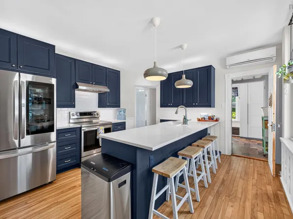 112 Herbert St, New Glasgow, NS B2H 1J7