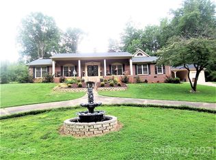 710 Kingsbury St, Shelby, NC 28150
