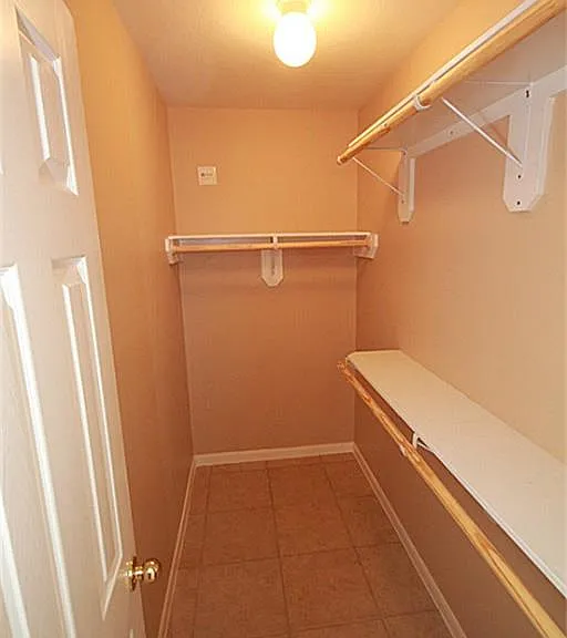 6418 Mountain Pines Ln — Photo 9