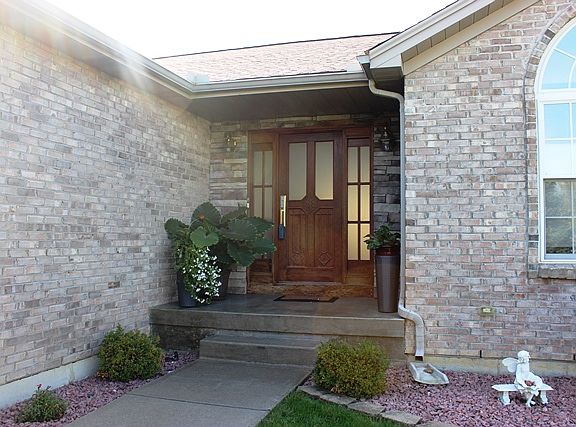 5th image of 6387 Glen Hollow Dr