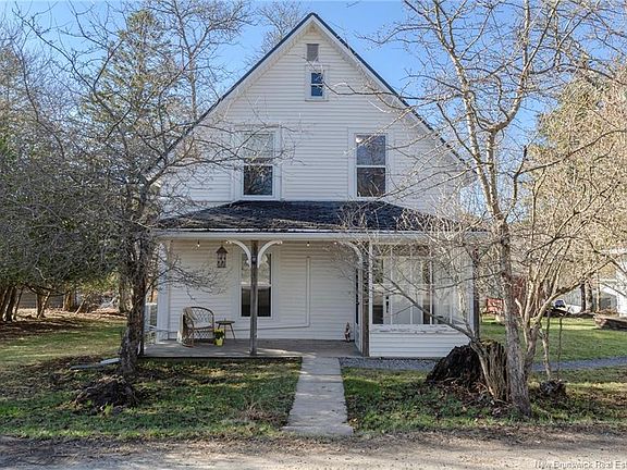 2nd image of 31 Dutch Point Rd