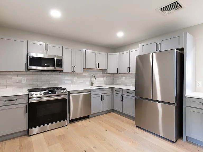 ARIUM at Greenwich Place — Photo 13