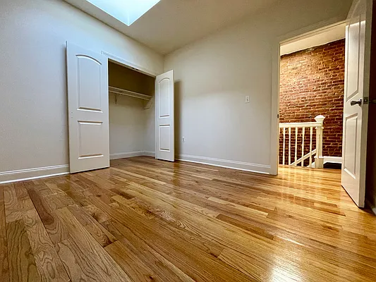 Rented by Building Equity Real Estate LLC | media 17