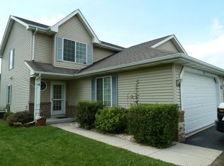 1143 Ellys Way, Slinger, WI 53086