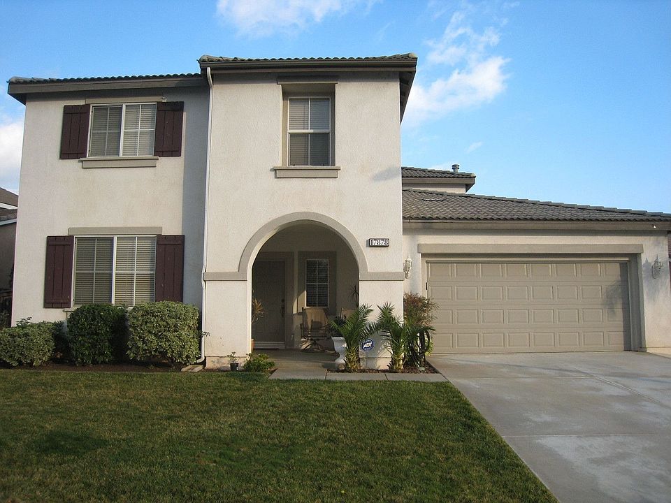 COMPLIMENTS OF PARK PLACE REAL ESTATE