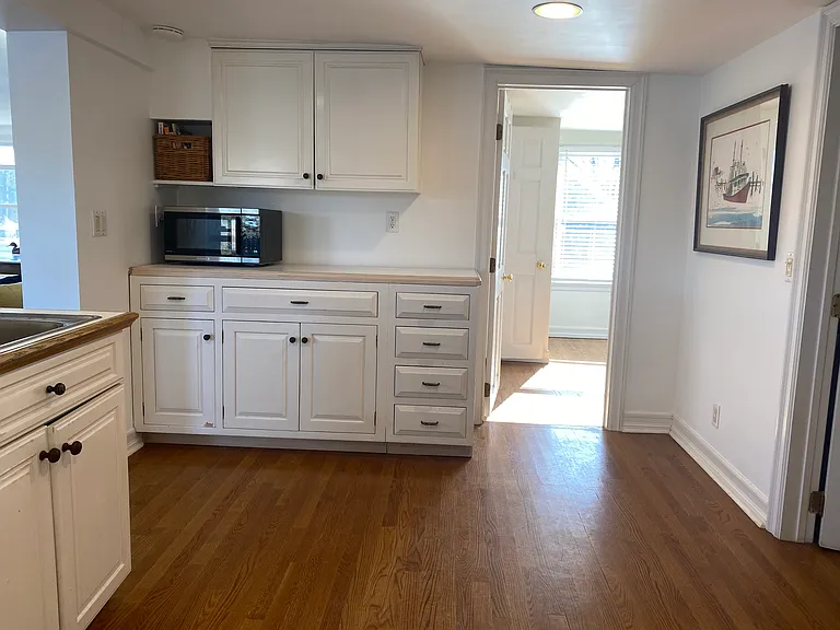 175 Riverside Ave — Photo 16