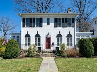 32 Donellan Rd, Scarsdale, NY 10583