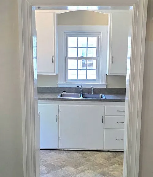 205 W London Ave — Photo 7