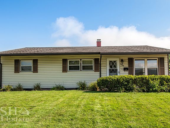 3rd image of 1205 Pine St