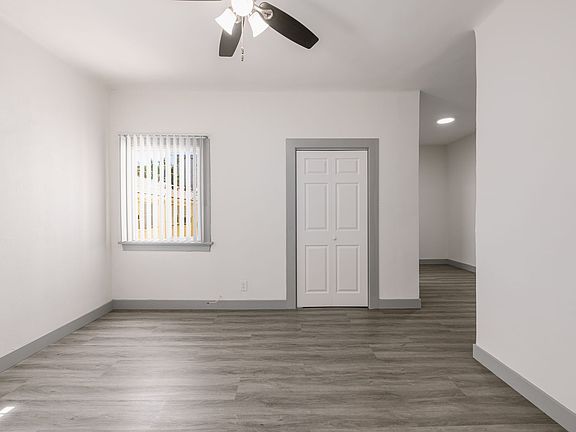 4th image of 1623 N Mariposa Ave #200