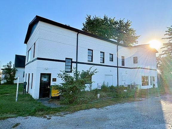 3rd image of 709 Lake Land Blvd