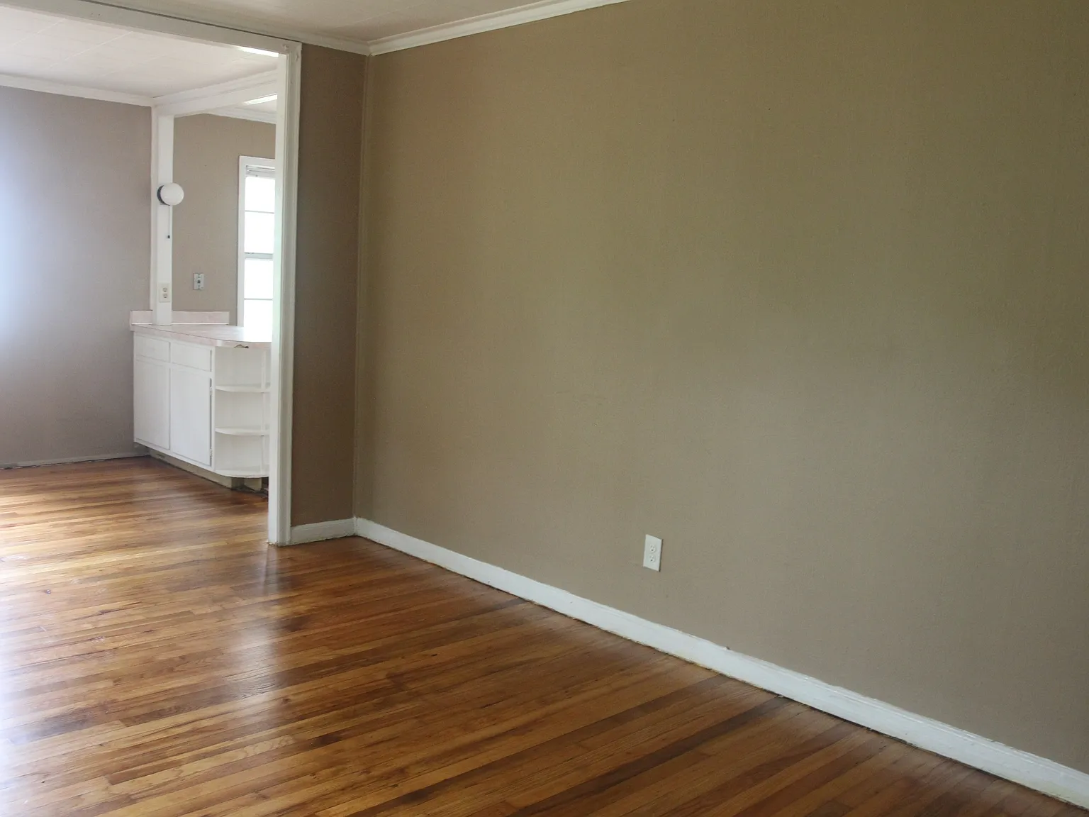 Highland Avenue 1413 - 1 — Photo 2