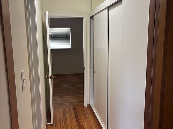5th image of 363 Everett Ave #363
