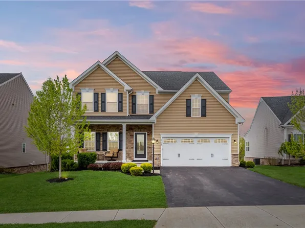 126 Pauline Pl, Evans City, PA 16033