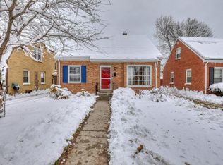 5756 North Argyle AVENUE, Glendale, WI 53209
