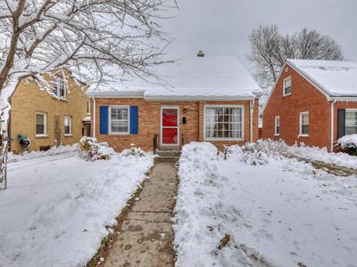 5756 North Argyle AVENUE, Glendale, WI, 53209
