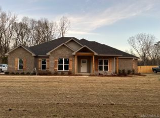 453 County Road 40 E, Deatsville, AL 36022