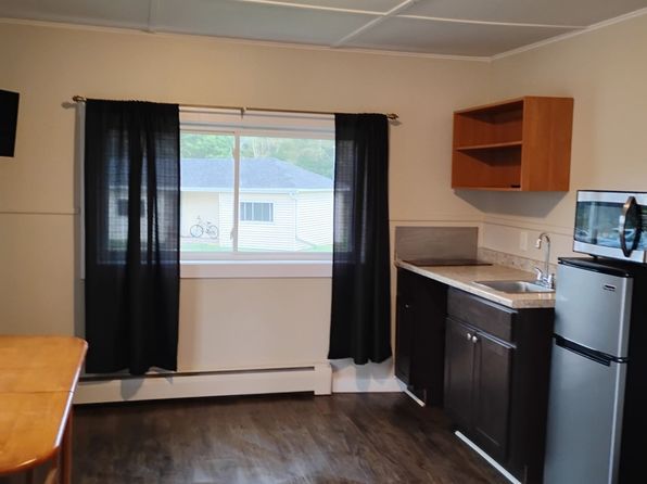 217 E Main St