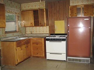 2nd image of 2919 Shenstone Dr