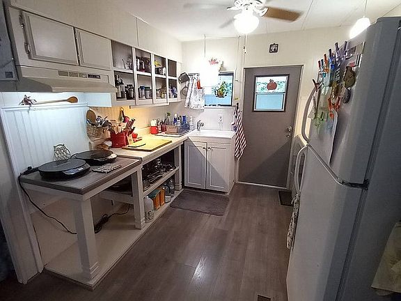 4th image of 5412 Newman Dr