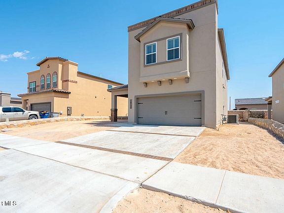 3rd image of 14732 Tierra Escape Ave
