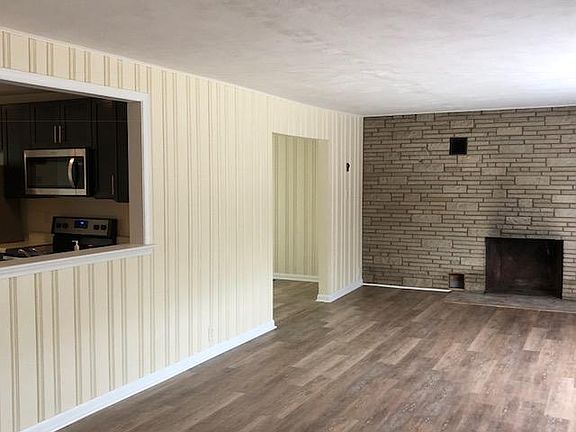 5th image of 128 Johnson Ln
