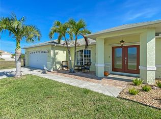 2907 Embers Pkwy W, Cape Coral, FL 33993
