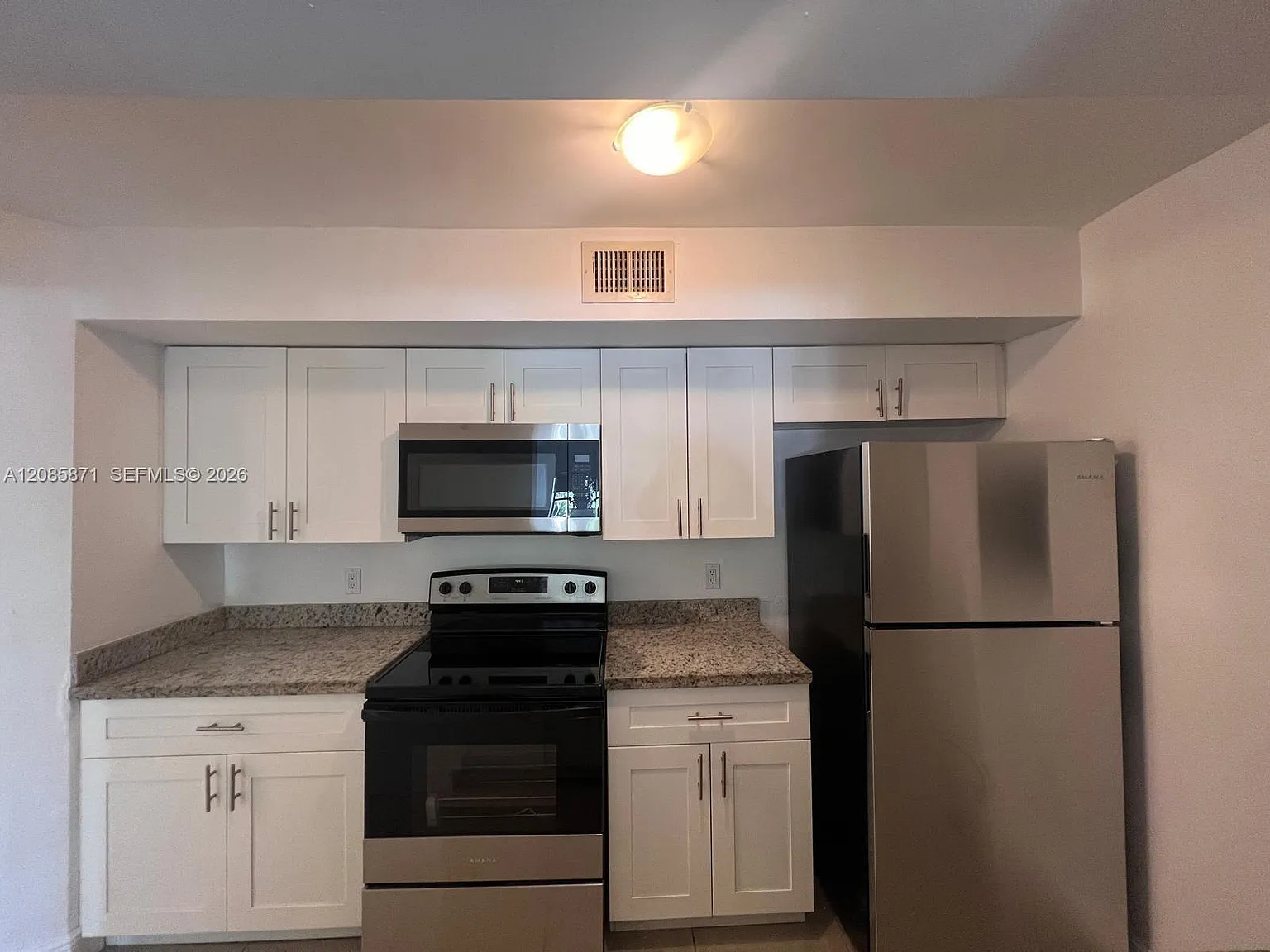 10500 SW 155th Ct — Photo 1