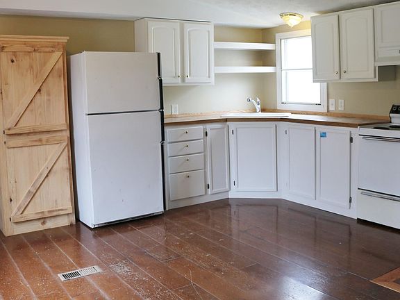 2nd image of 121 Jax Dr Lot 11