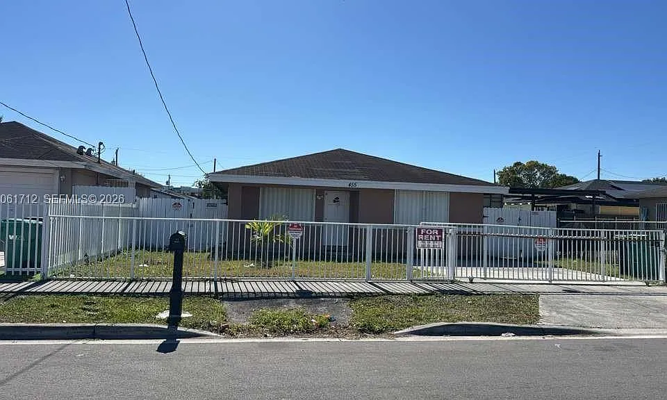 455 NW 14th St