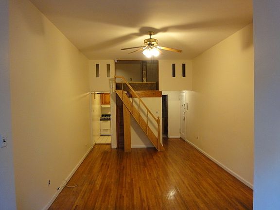 2nd image of 309 W 106th St APT 2B