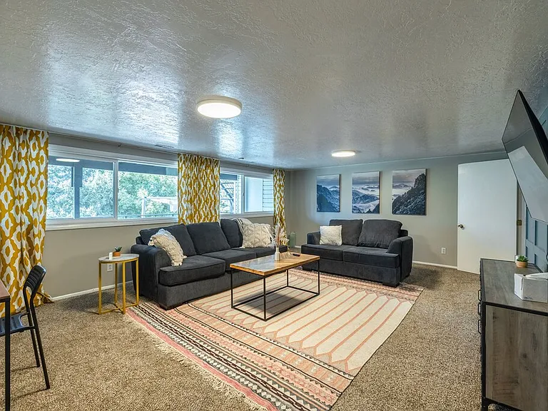 8784 S Russell Park Rd — Photo 10