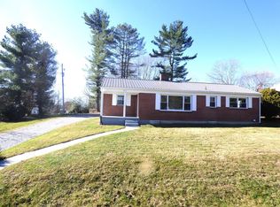 365 N 14th St, Wytheville, VA 24382