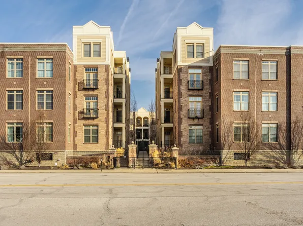 450 E Ohio St APT 204, Indianapolis, IN 46204