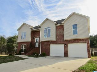 5100 Meadow Lake Trl, Bessemer, AL 35020