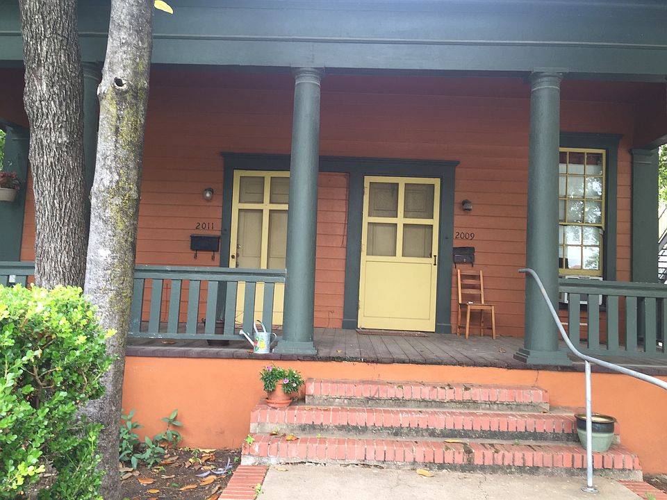 2nd image of 2011 Austin Ave