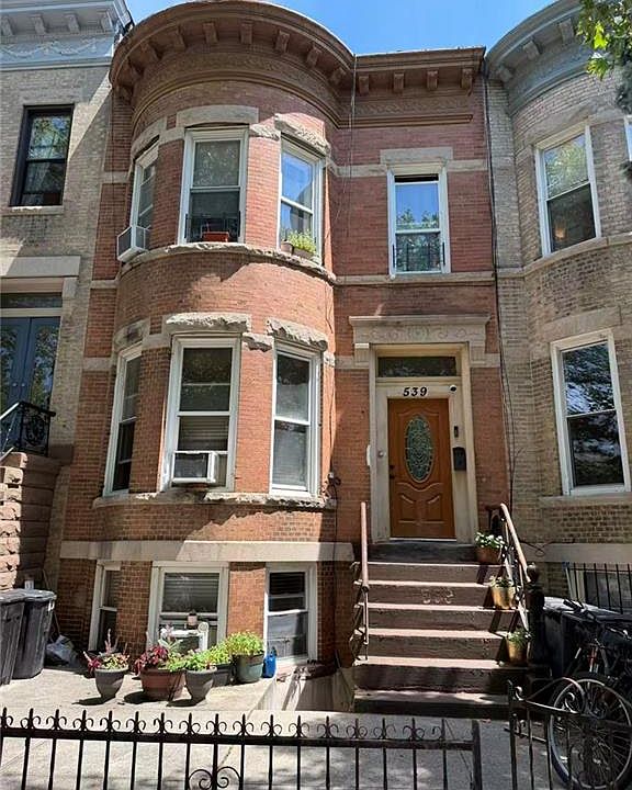 1st image of 539 72nd St
