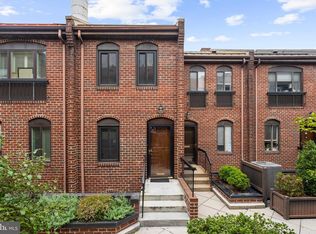 1074 Paper Mill Ct NW #1074, Washington, DC 20007