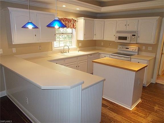 4th image of 5190 Teak Wood Dr APT B
