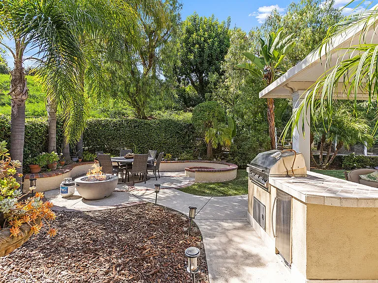 25785 Middle Ridge Ln — Photo 44