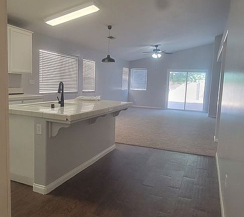 5th image of 6627 Silver Moon Dr