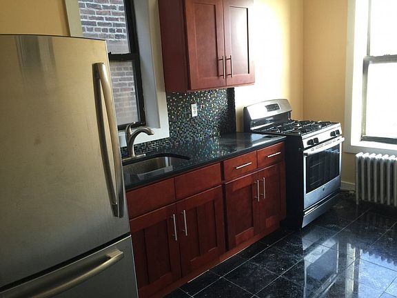 4th image of 353 E 138th St APT 5E