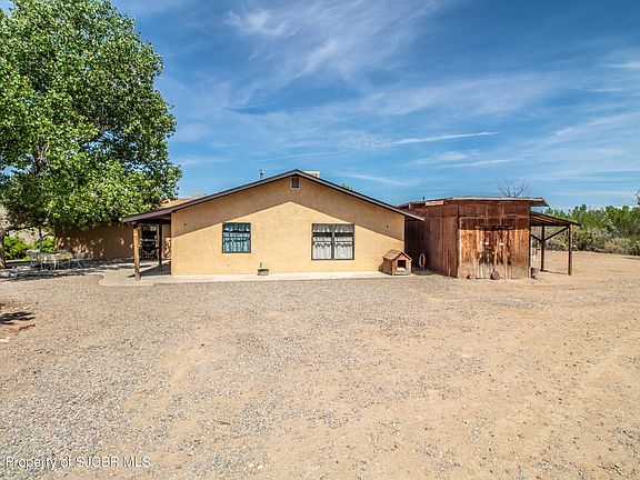 3rd image of 2460 W Pinon Hills Blvd