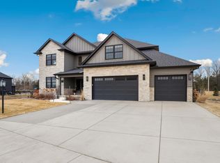 9543 Corydalis Ave, Saint John, IN 46373