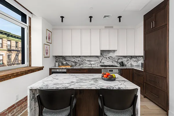 Rented by Compass | media 4