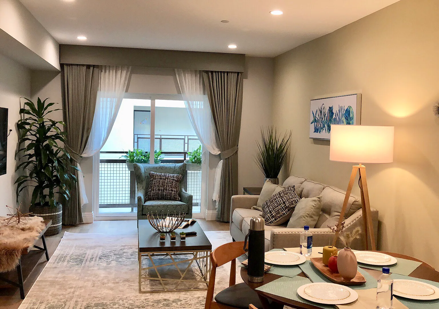 1 bed, 928 sqft, $2,950 — Photo 2