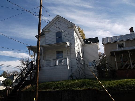 2nd image of 1123 Church Ave SE